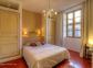 Citybreak &agrave; Ajaccio, le Grand Ajaccio, Corse-du-Sud, labellis&eacute; G&icirc;tes de France : la chambre avec le lit 160x200cm