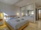 G&icirc;te &agrave; Tizzano, Grand Valinco, Corse du Sud, labellis&eacute; G&icirc;tes de France : une chambre au rez-de-chauss&eacute;e