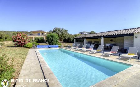 Gîte à Pianotolli Caldarello, le Sud Corse, labellisé Gites de France la piscine Gite n °20101 Pianottoli-Caldarello - Corse - Gîte à Pianotolli Caldarello, le Sud Corse, labellisé Gites de France la piscine