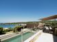 G&icirc;te "Caseddu" Mara &agrave; Tizzano en Corse du Sud : Vue depuis la terrasse sur la piscine et mer.