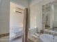 G&icirc;te &agrave; Pianotolli Caldarello, le Sud Corse, la salle d'eau de la chambre 5 dans la d&eacute;pendance
