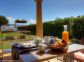 Chambres d'h&ocirc;tes &agrave; Sagone, la C&ocirc;te ouest, labellis&eacute;es G&icirc;tes de France : la terrasse avec petit-d&eacute;jeuner