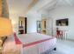 Gite &agrave; Porticcio, Le Grand Ajaccio, labellis&eacute; G&icirc;tes de France : une chambre &agrave; l'&eacute;tage